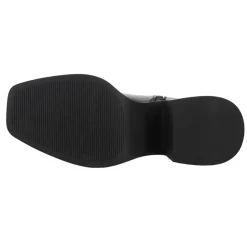 Adriel Round Toe Platform Zippered Booties