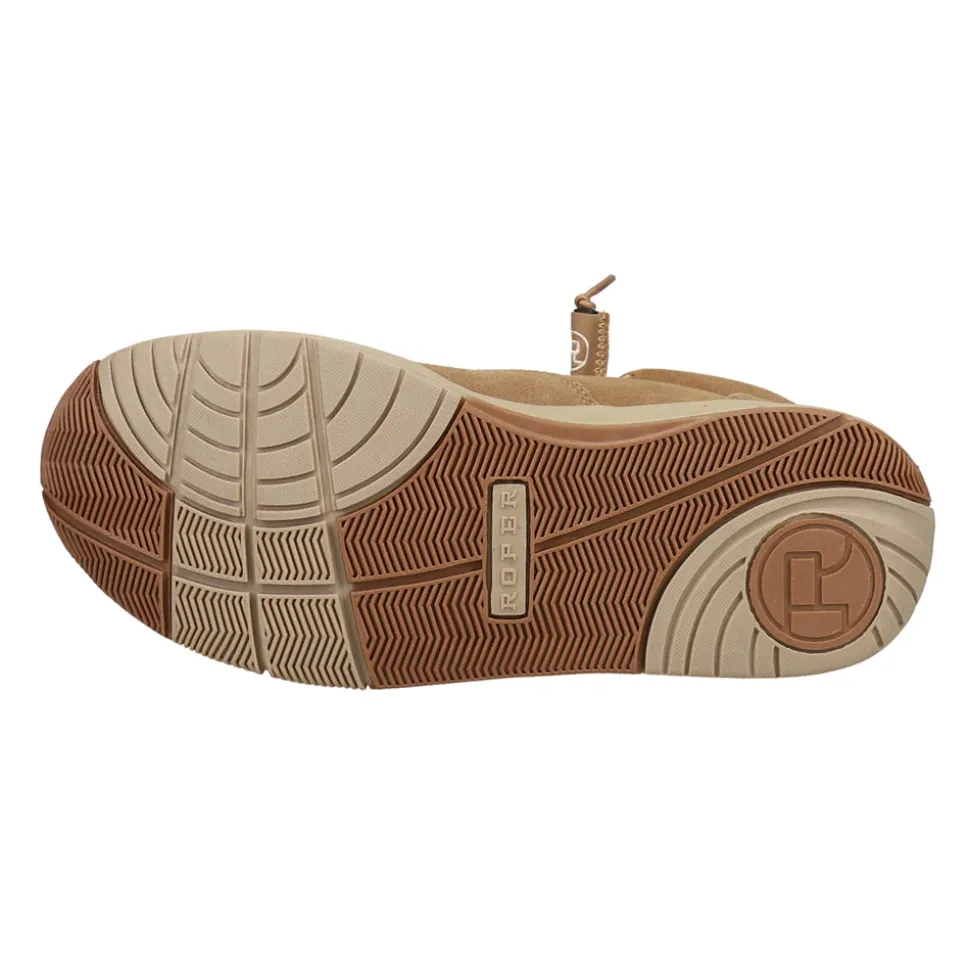 Clearcut Round Toe Chukka Boots