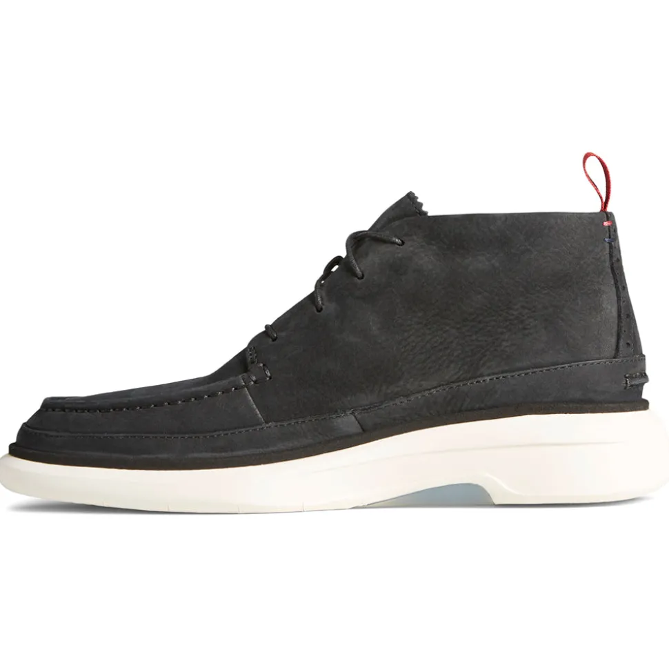 Gold Cup Commodore Plushwave Round Toe Chukka Boots