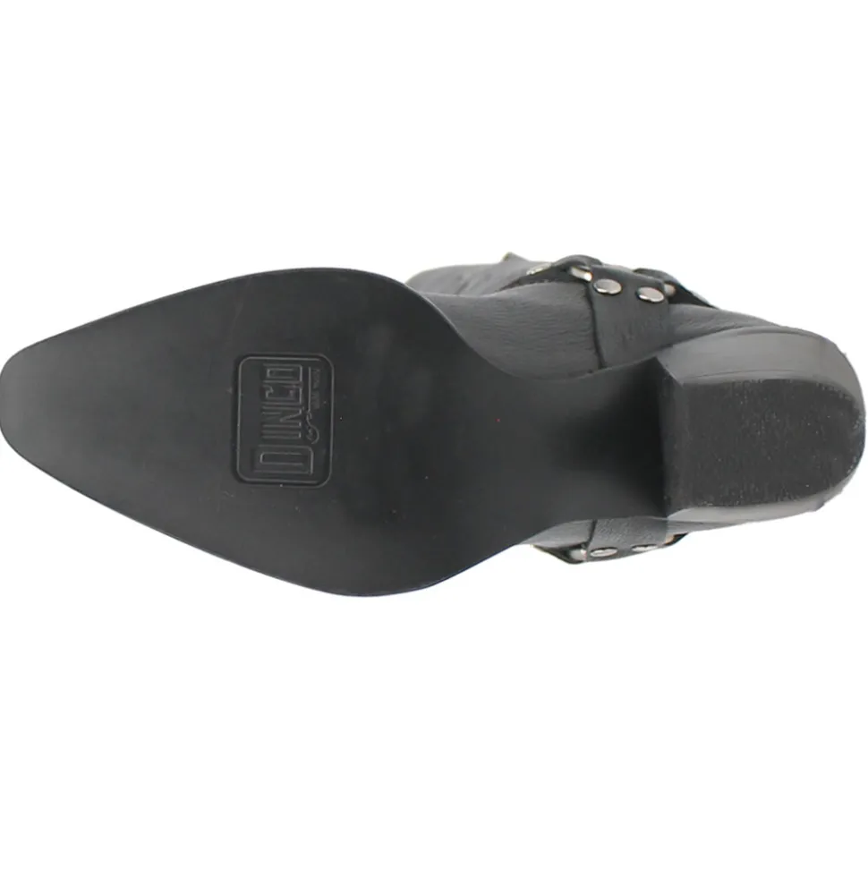 Heavens to Betsy Embroidered Snip Toe Cowboy Boots