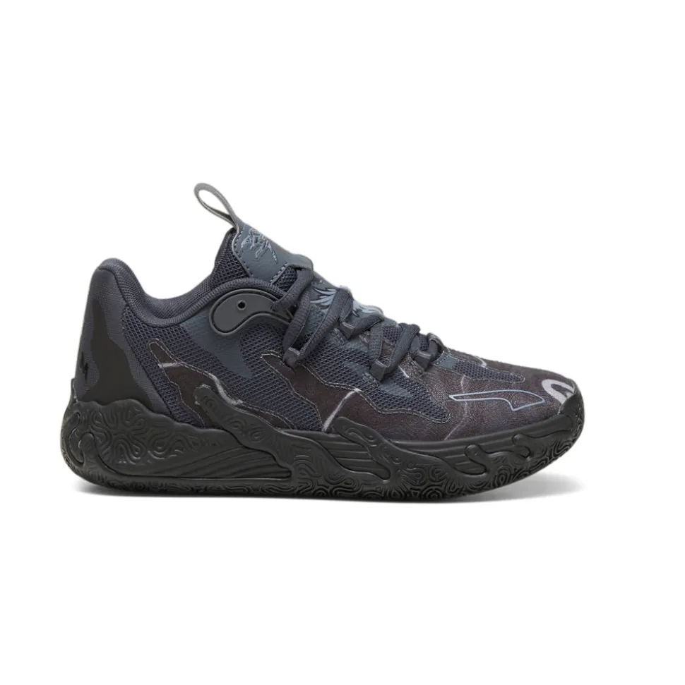 MB 03 Lo Team Basketball Shoes (Big Kid)