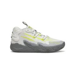 Mb.03 Hills Basketball Shoes (Big Kid)
