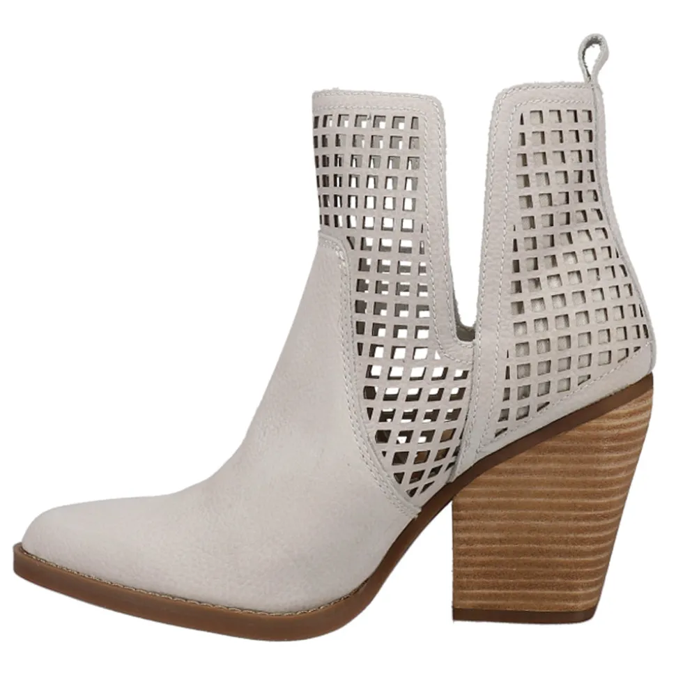 Stop N Stare Cut-Outs Pull On Pointed Toe Cowboy Booties