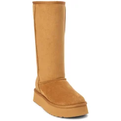 Sun Valley Round Toe Pull On Platform Boots