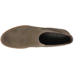 Sutherlin Bay Low Round Toe Chelsea Booties