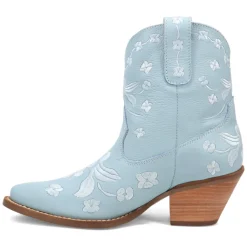 Sweetheart Floral Embroidered Snip Toe Pull On Cowboy Booties