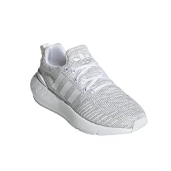 Swift Run 22 Running Shoes (Big Kid)