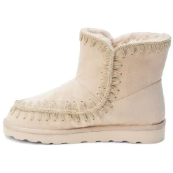 Tahoe Embroidered Round Toe Pull On Boots
