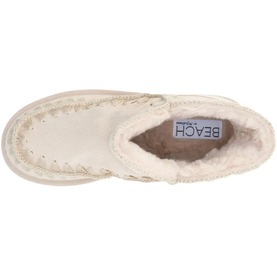 Tahoe Embroidered Round Toe Pull On Boots