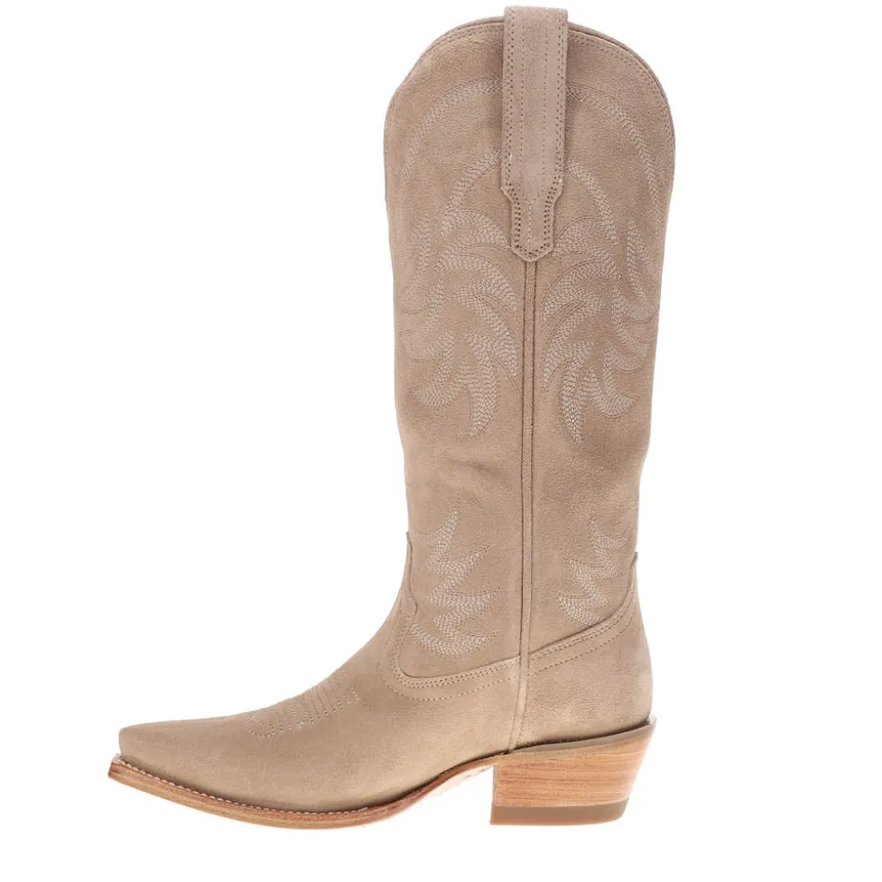 The Annie Snip Toe Pull On Cowboy Boots