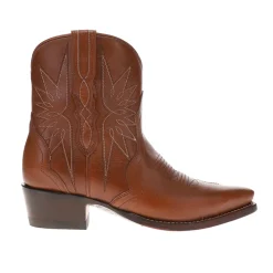 The Lynn Embroidered Snip Toe Pull On Cowboy Booties