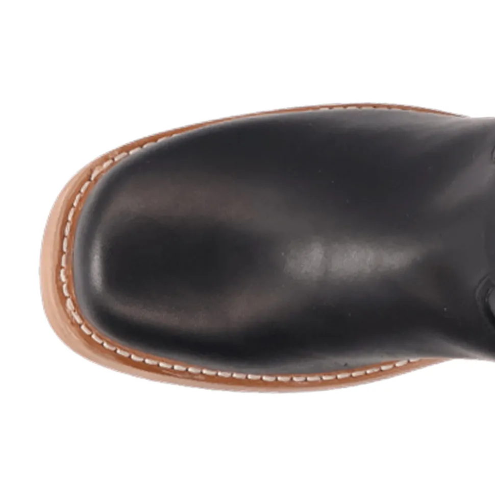 Vagabond Round Toe Pull On Boots