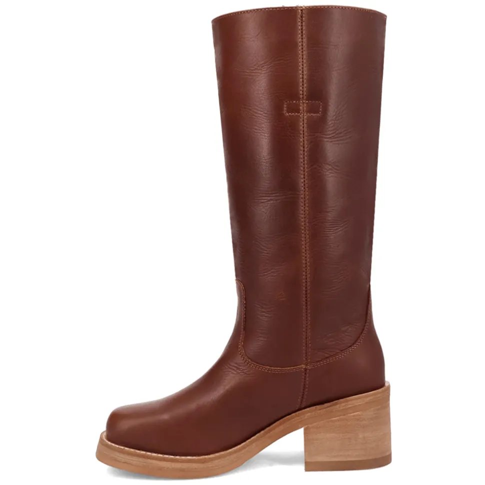 Vagabond Round Toe Pull On Boots