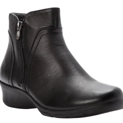 Waverly Round Toe Wedge Zippered Booties