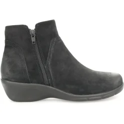 Waverly Round Toe Wedge Zippered Booties