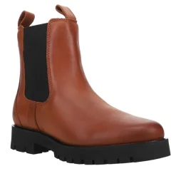 Wexford Lug Round Toe Chelsea Pull On Boots